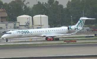 CRJ9 image