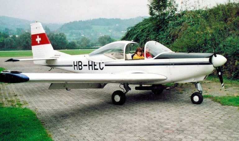 FFA AS-202-15 Bravo FFA AS-202-18 Bravo FFA AS-202-18 Wren FFA AS-202-26 Bravo AS02 aircraft photograph