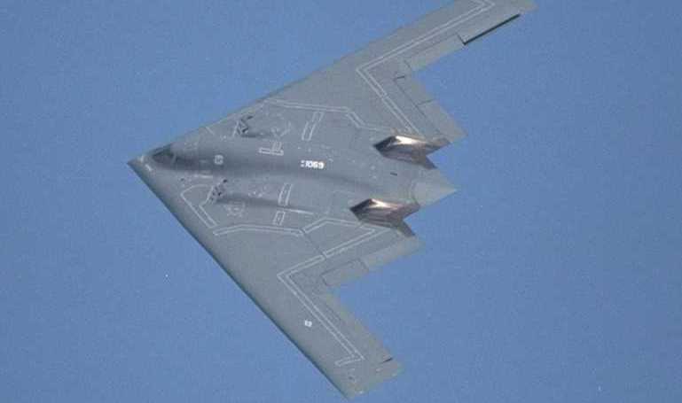 NORTHROP B-2 Spirit NORTHROP GRUMMAN B-2 Spirit B2 aircraft photograph