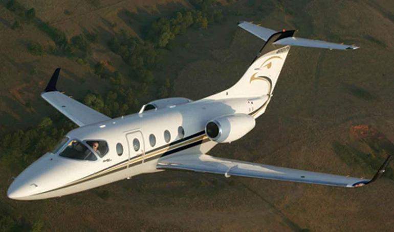 BEECH 400XT Beechjet BEECH 400XPR Beechjet HAWKER BEECHCRAFT Hawker 400XT HAWKER BEECHCRAFT Hawker 400XPR HAWKER BEECHCRAFT 400XPR Beechjet NEXTANT 400XT Beechjet NEXTANT Hawker 400XT RAYTHEON 400XT Beechjet RAYTHEON 400XPR Beechjet RAYTHEON Hawker 400XT RAYTHEON Hawker 400XPR BE4W aircraft photograph