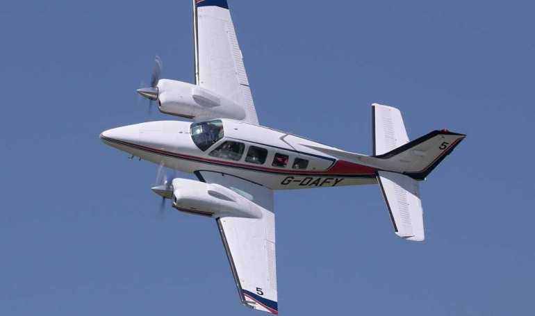 BEECH 58 Baron BEECHCRAFT 58 Baron COLEMILL Foxstar Baron 58 HAWKER BEECHCRAFT 58 Baron RAYTHEON 58 Baron BE58 aircraft photograph