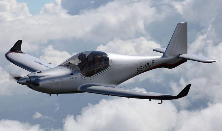 BLACKWING BW-635 BW6T aircraft photograph
