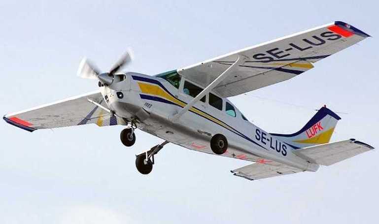 CESSNA 206 (turbine) SOLOY Turbine 206 C06T aircraft photograph