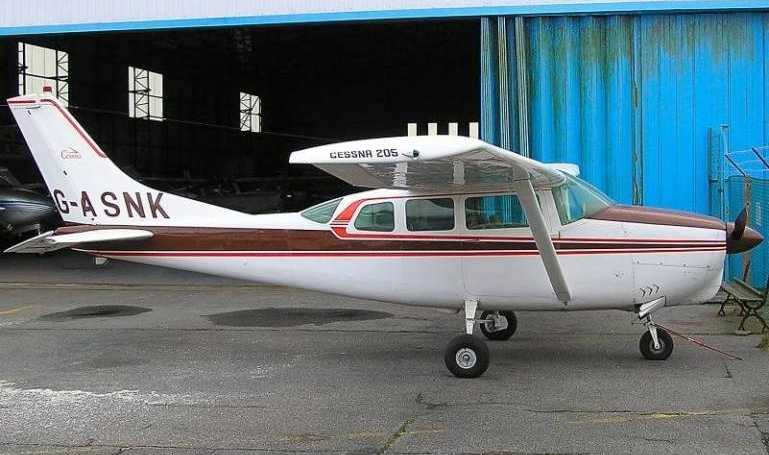 CESSNA 205 C205 aircraft photograph