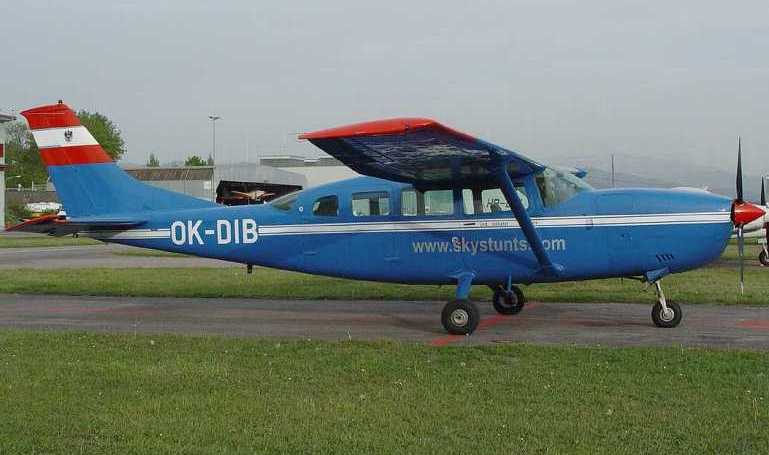 CESSNA 207 Skywagon 207 CESSNA 207 Stationair 7 CESSNA 207 Stationair 8 CESSNA T207 Turbo Skywagon 207 CESSNA T207 Turbo Stationair 7 CESSNA T207 Turbo Stationair 8 REIMS F207 C207 aircraft photograph