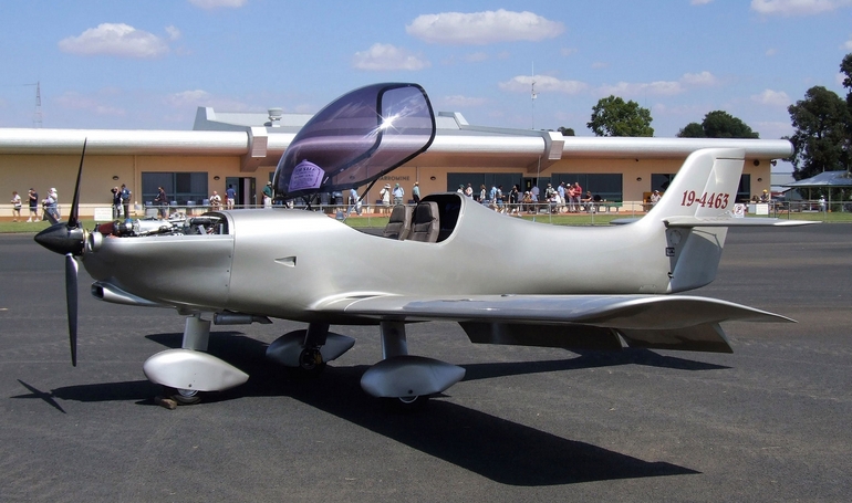 COBRA Arrow COAR aircraft photograph