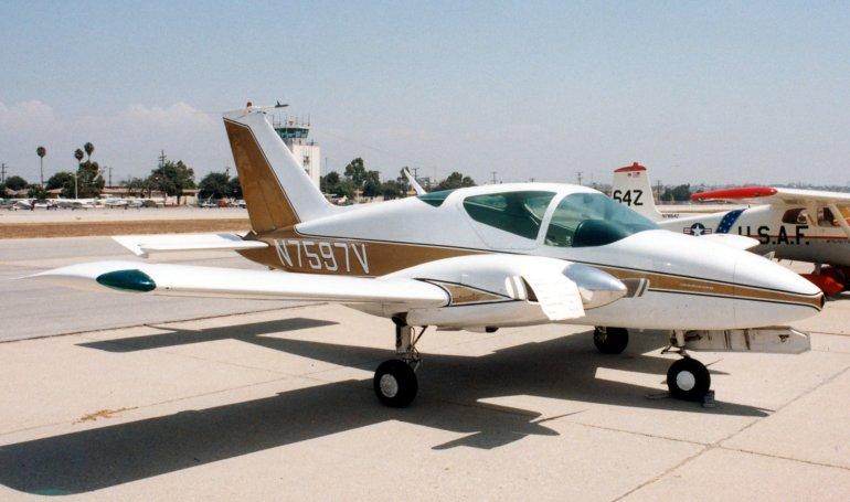 DERRINGER New Derringer WING D-1 Derringer D1 aircraft photograph