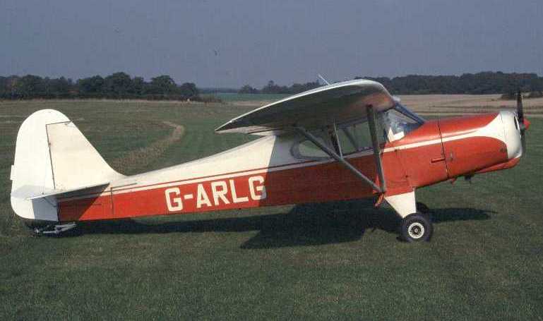 AUSTER D-4 BEAGLE-AUSTER D-4 D4 aircraft photograph