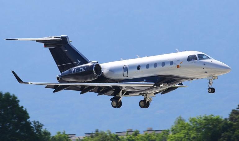 EMBRAER EMB-545 Legacy 450 EMBRAER EMB-545 Praetor 500 E545 aircraft photograph