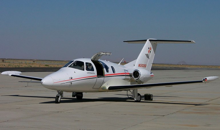ECLIPSE Eclipse 500 ECLIPSE Eclipse 550 EA50 aircraft photograph