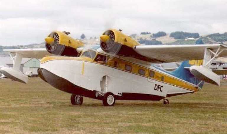 GRUMMAN G-21A Goose GRUMMAN G-38 Goose GRUMMAN G-39 Goose GRUMMAN JRF Goose G21 aircraft photograph