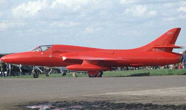 HAWKER Hunter HUNT aircraft photograph