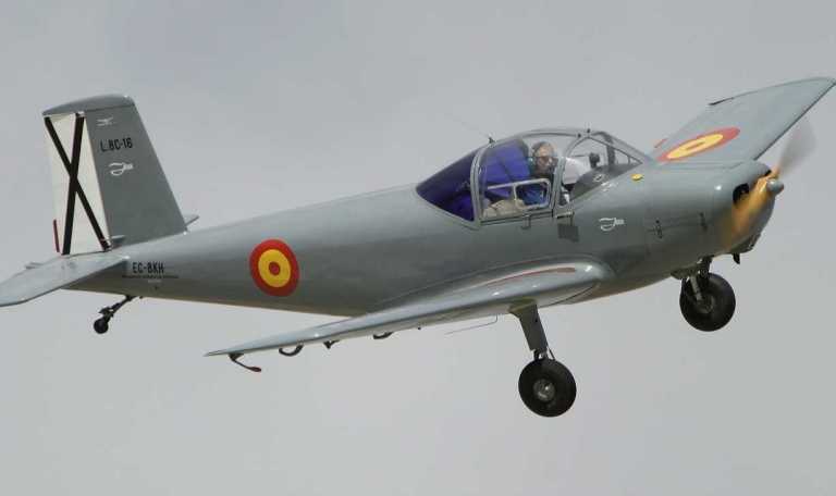 AISA I-11B Peque I11B aircraft photograph
