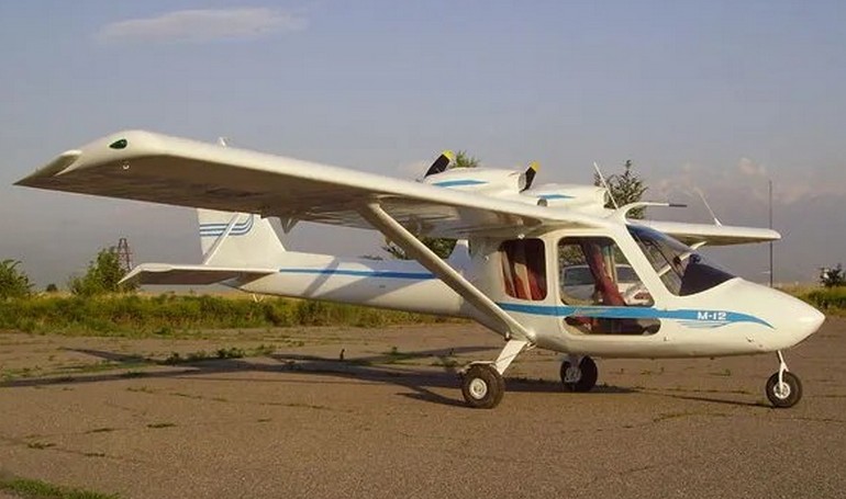 PHOENIX-AVIACOR M-12 Kasatik KSTK aircraft photograph