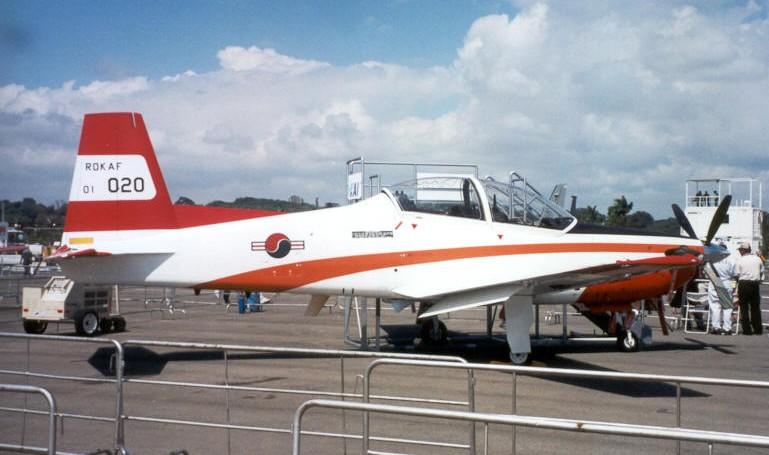 DAEWOO KT-1 Woong-Bee DAEWOO KTX-1 Woong-Bee KOREA AEROSPACE KO-1 Woong-Bee KOREA AEROSPACE KT-1 Woong-Bee KOREA AEROSPACE KTX-1 Woong-Bee KOREA AEROSPACE XKO-1 Woong-Bee KOREA AEROSPACE XKT-1 Woong-Bee KOREA AEROSPACE KA-1 Woong-Bee TAI KT-1 KT1 aircraft photograph