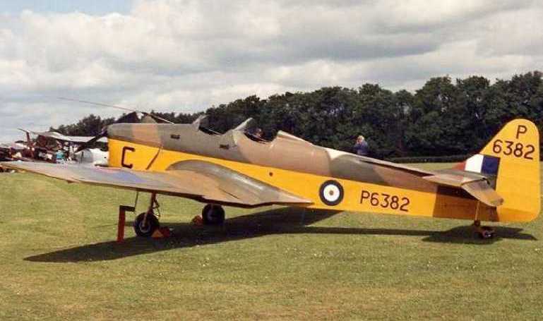 MILES M-14 Magister PHILLIPS & POWIS M-14 Magister MAGI aircraft photograph