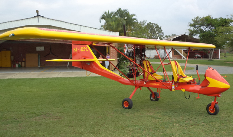 AEROTEC (2) MXP-100 Aventura AGRO-COPTEROS MXP-100 Aventura MX10 aircraft photograph