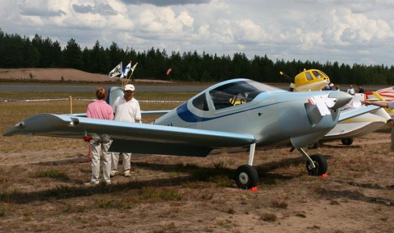 PIK PIK-25 Varttimarkka PK25 aircraft photograph