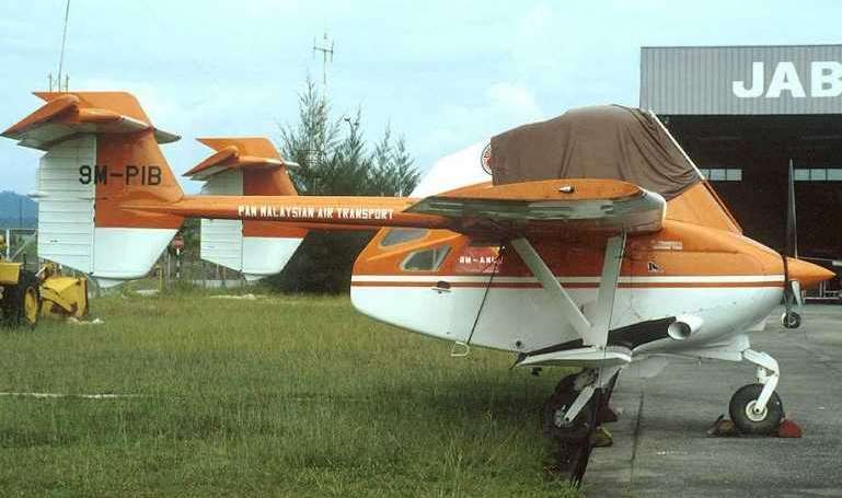 FLIGHT ENGINEERS PL-12 Airtruk TRANSAVIA PL-12 Airtruk TRANSAVIA PL-12 Skyfarmer PL12 aircraft photograph