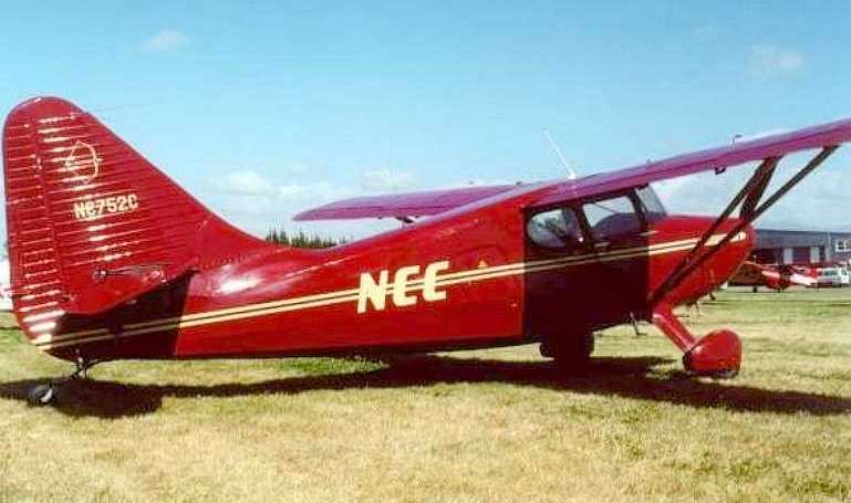 PIPER 108 Station Wagon PIPER 108 Voyager STINSON 108 Station Wagon STINSON 108 Voyager S108 aircraft photograph