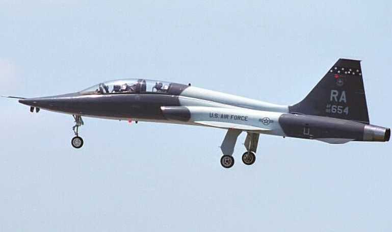 NORTHROP AT-38 Talon NORTHROP N-156T Talon NORTHROP T-38 Talon T38 aircraft photograph