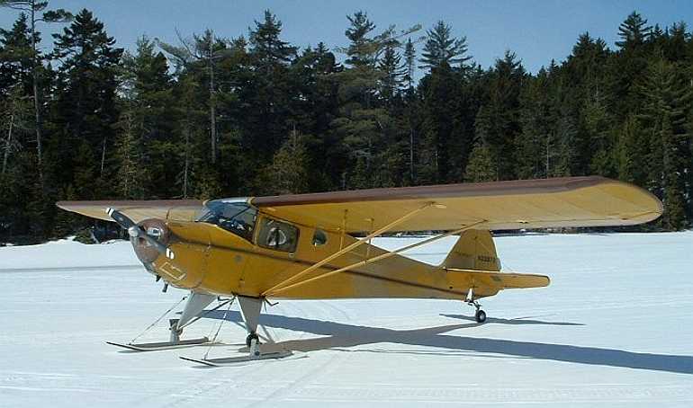 TAYLORCRAFT (1) 20 Ranchwagon TAYLORCRAFT (1) 20 Seabird TAYLORCRAFT (1) 20 Topper TAYLORCRAFT (1) 20 Zephyr 400 TA20 aircraft photograph
