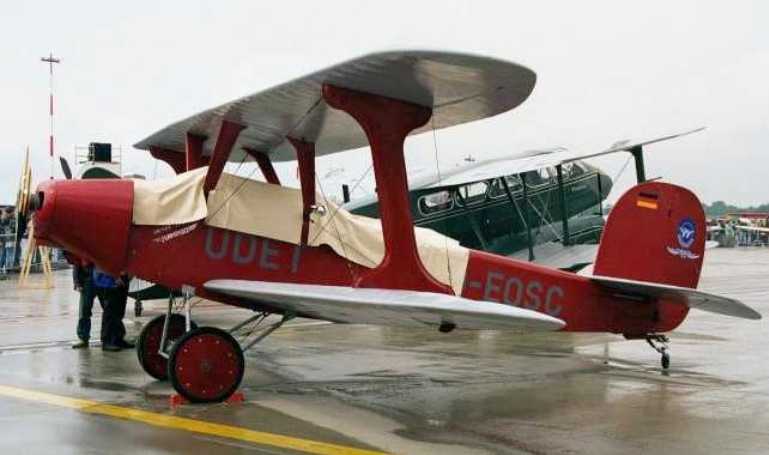 UDET U-12 Flamingo Replica UU12 aircraft photograph